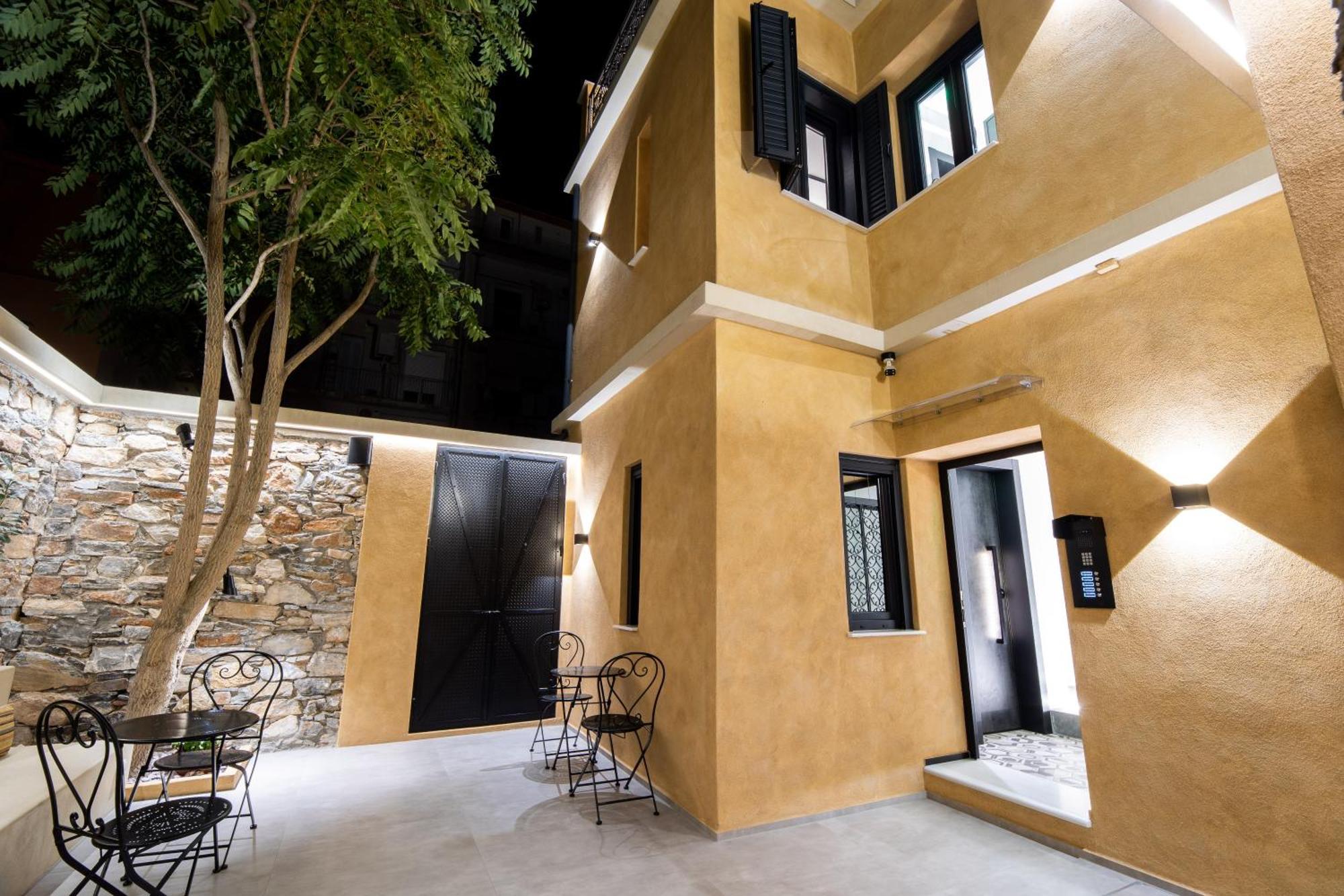 Ferienwohnung Luxury - Le Petit Bati Volos Exterior foto