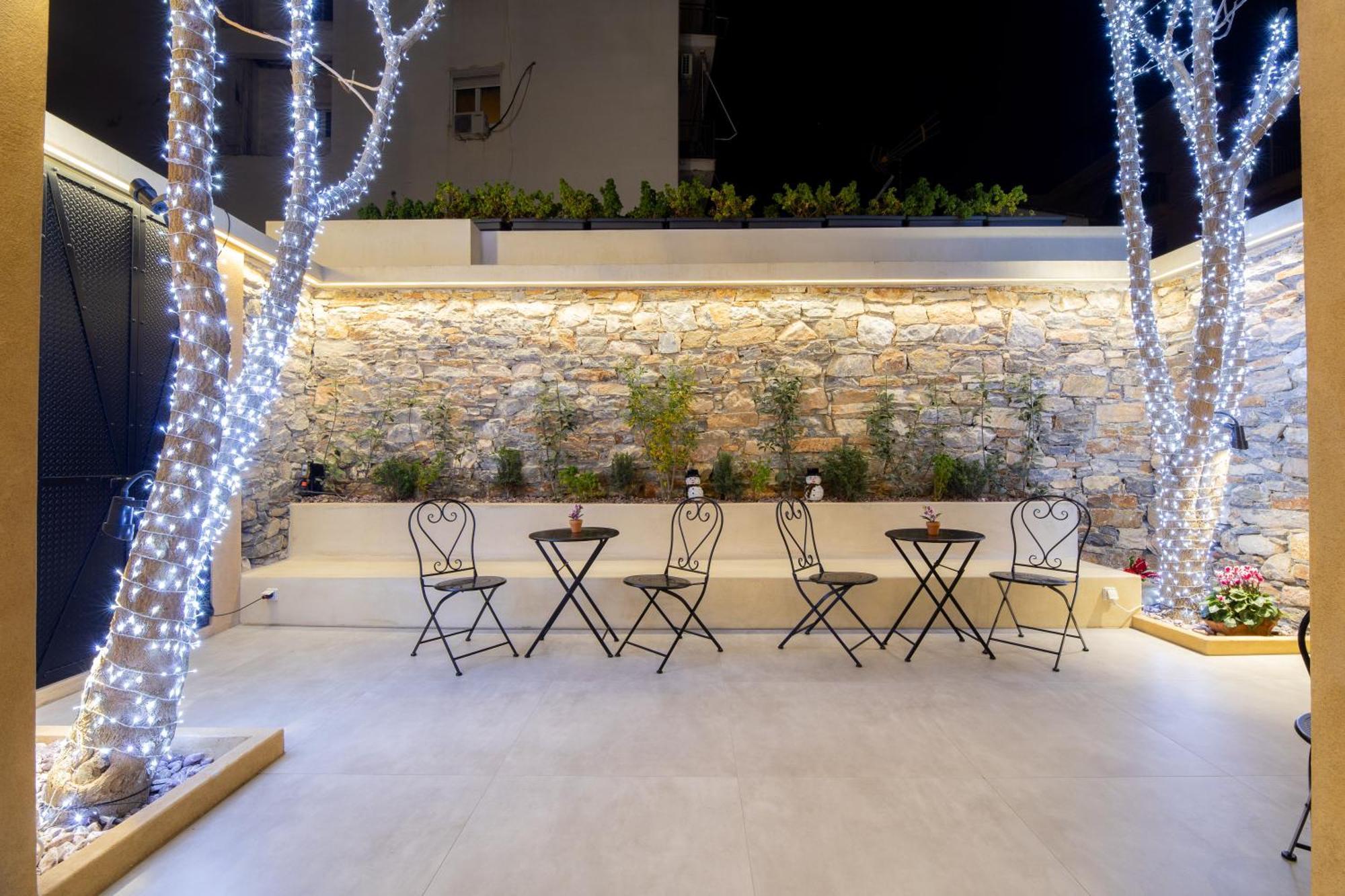 Ferienwohnung Luxury - Le Petit Bati Volos Exterior foto
